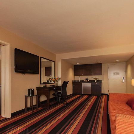 Clarion Hotel New Orleans - Airport & Conference Center Kenner Εξωτερικό φωτογραφία