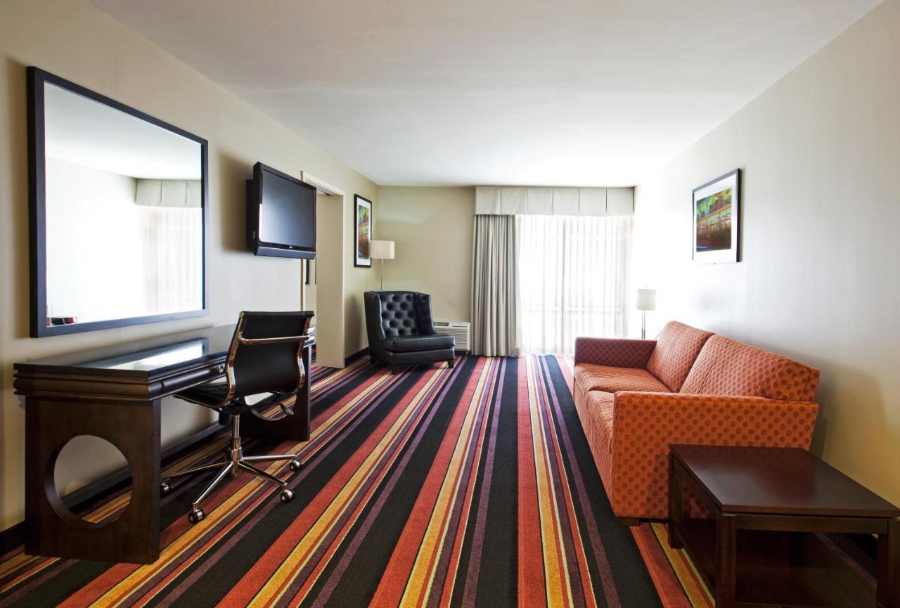 Clarion Hotel New Orleans - Airport & Conference Center Kenner Εξωτερικό φωτογραφία